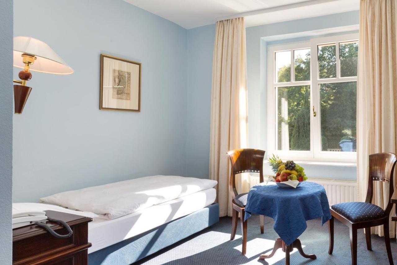 Schlosshotel Ральсвик Экстерьер фото