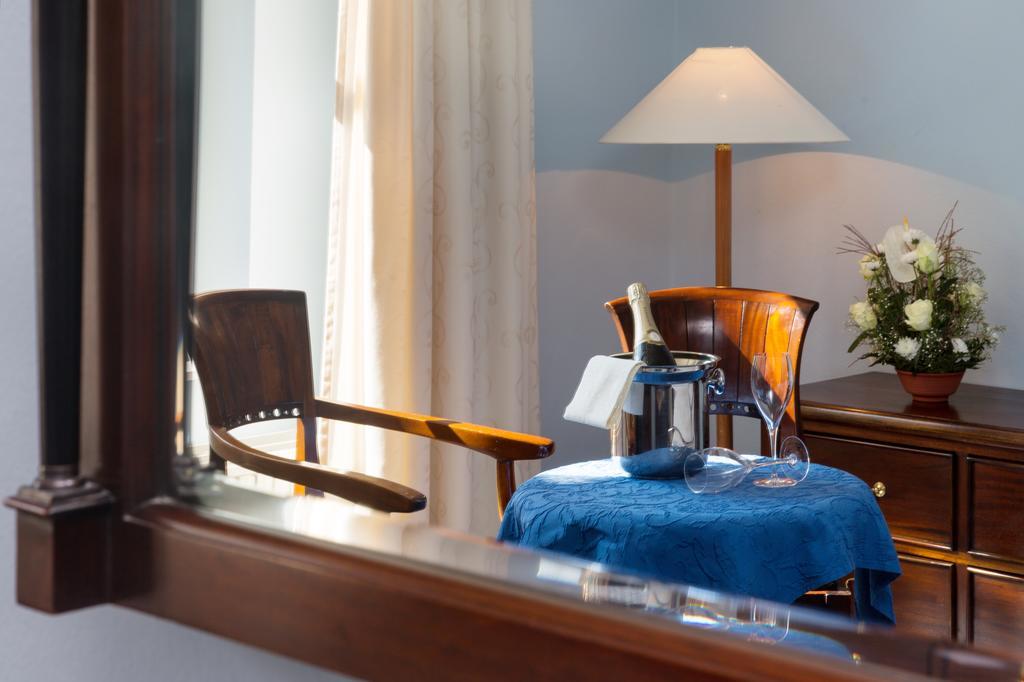 Schlosshotel Ральсвик Экстерьер фото