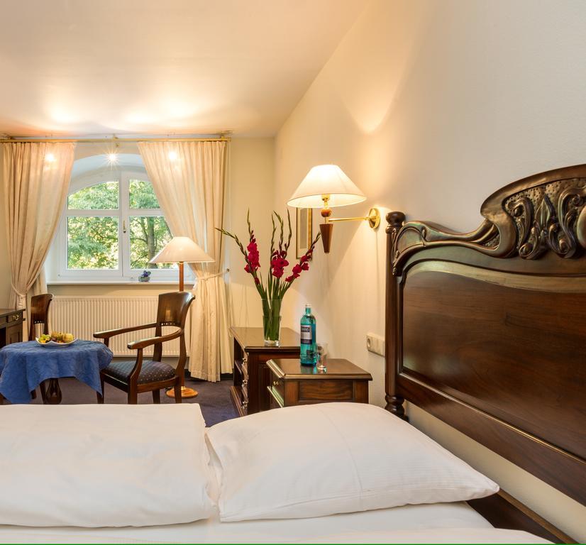 Schlosshotel Ральсвик Экстерьер фото