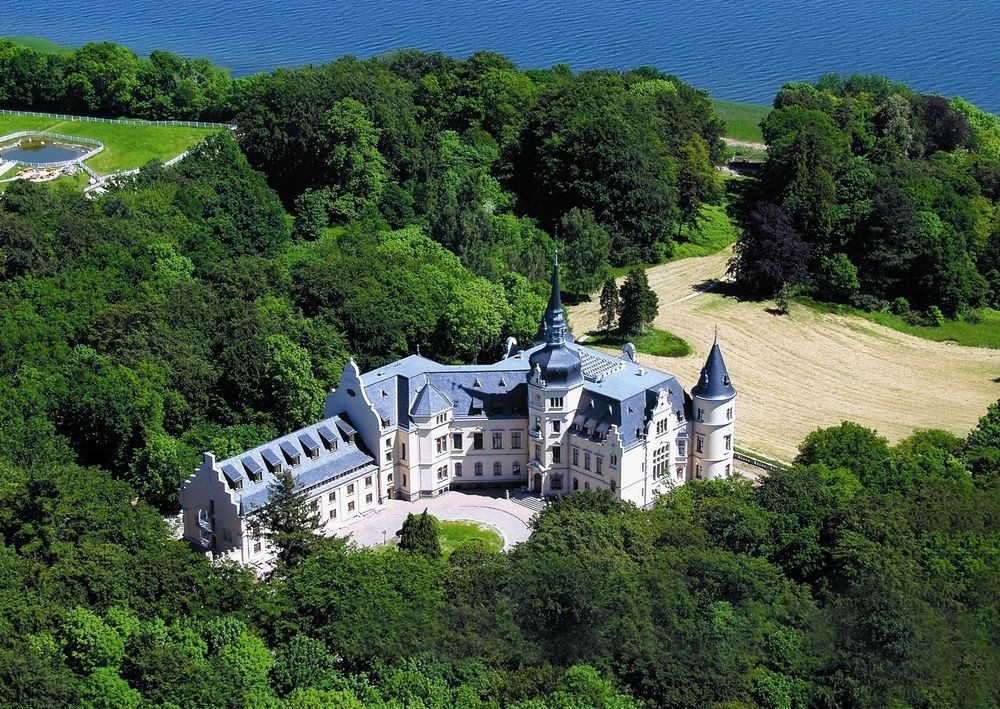 Schlosshotel Ральсвик Экстерьер фото