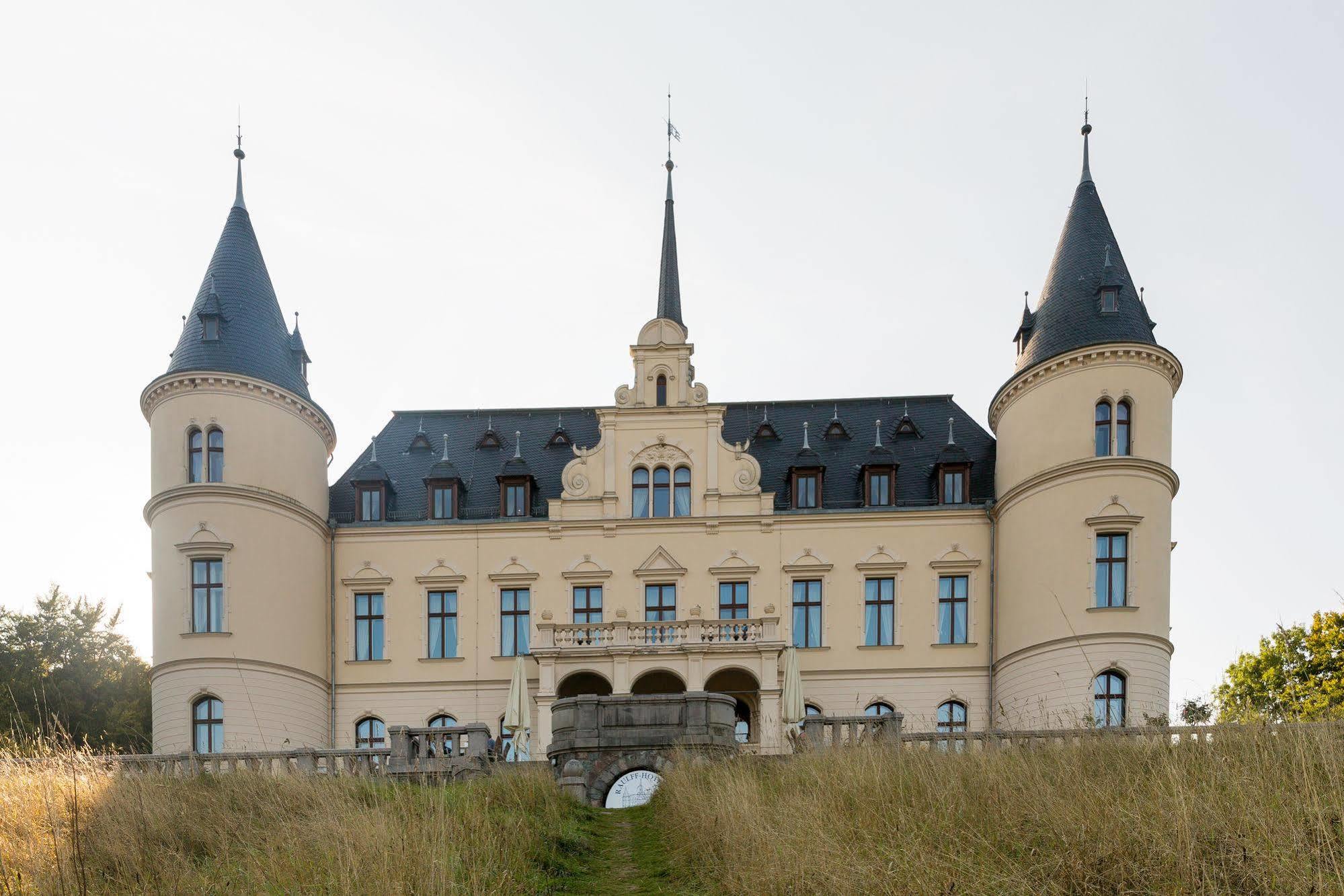 Schlosshotel Ральсвик Экстерьер фото